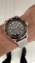 Omega Seamaster Diver 300M James Bond 007 No Time To Die Titanium 42mm Brown Dial Super Clone Swiss ETA Saat VS Factory