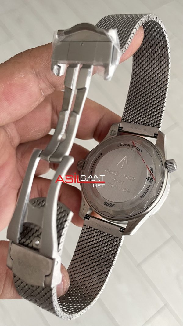 Omega Seamaster Diver 300M James Bond 007 No Time To Die Titanium 42mm Brown Dial Super Clone Swiss ETA Saat VS Factory Omega Seamaster Diver 300M James Bond 007 No Time To Die Titanium 42mm Brown Dial Super Clone Swiss ETA Saat VS Factory