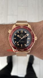 Omega Seamaster Diver 300M Titanium 42mm Burgundy Bronze Gold Super Clone Swiss ETA Saat VS Factory