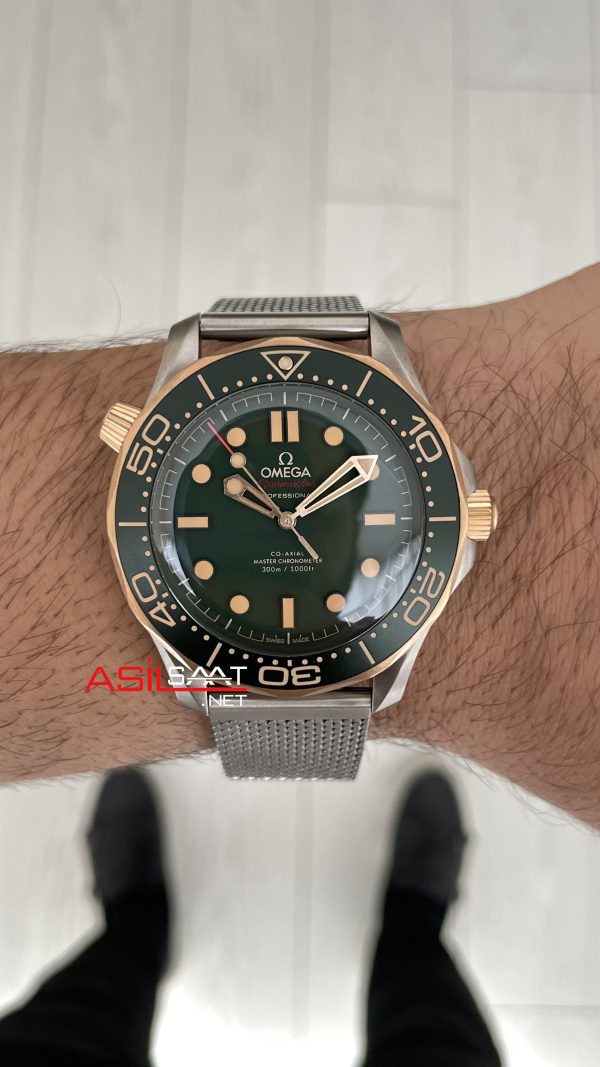 Omega Seamaster Diver 300M Titanium 42mm Green Bronze Gold Super Clone Swiss ETA Saat VS Factory