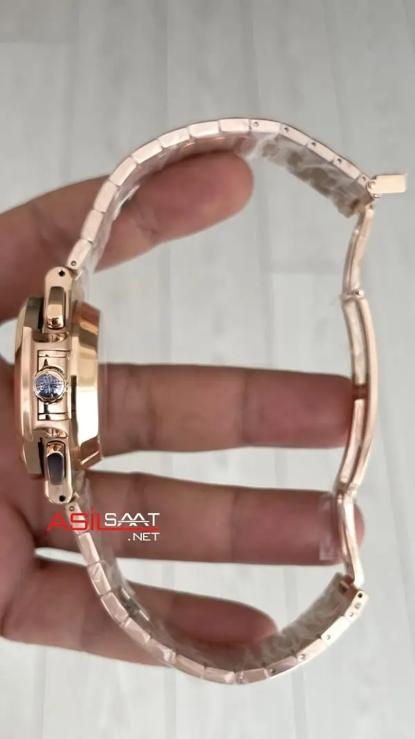 Patek Philippe Nautilus Travel Time Chronograph Mavi Kadran 5990R Rose Gold Swiss ETA Saat