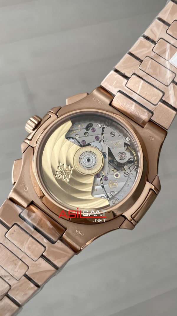 Patek Philippe Nautilus Travel Time Chronograph Mavi Kadran 5990R Rose Gold Swiss ETA Saat Patek Philippe Nautilus Travel Time Chronograph Mavi Kadran 5990R Rose Gold Swiss ETA Saat