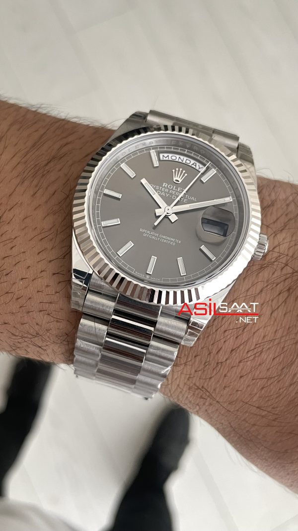 Rolex Day Date Gri 228239 Dark Rhodium Dial 40mm President 3255 Super Clone Swiss ETA Saat VS Factory V2 Rolex Day Date Gri 228239 Dark Rhodium Dial 40mm President 3255 Super Clone Swiss ETA Saat VS Factory V2