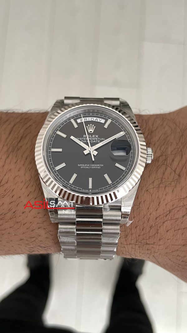 Rolex Day Date Siyah Kadran 228239 Bright Black Dial 40mm President 3255 Super Clone ETA Swiss VS Factory Rolex Day Date Siyah Kadran 228239 Bright Black Dial 40mm President 3255 Super Clone ETA Swiss VS Factory