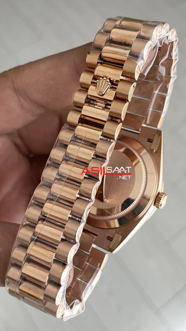 Rolex Day Date Yeşil 228235 Olive Green 40mm Rosegold Super Clone Swiss ETA Saat AR Factory