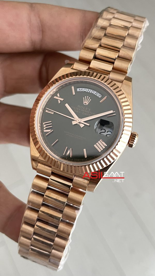 Rolex Day Date Yeşil 228235 Olive Green 40mm Rosegold Super Clone Swiss ETA Saat AR Factory