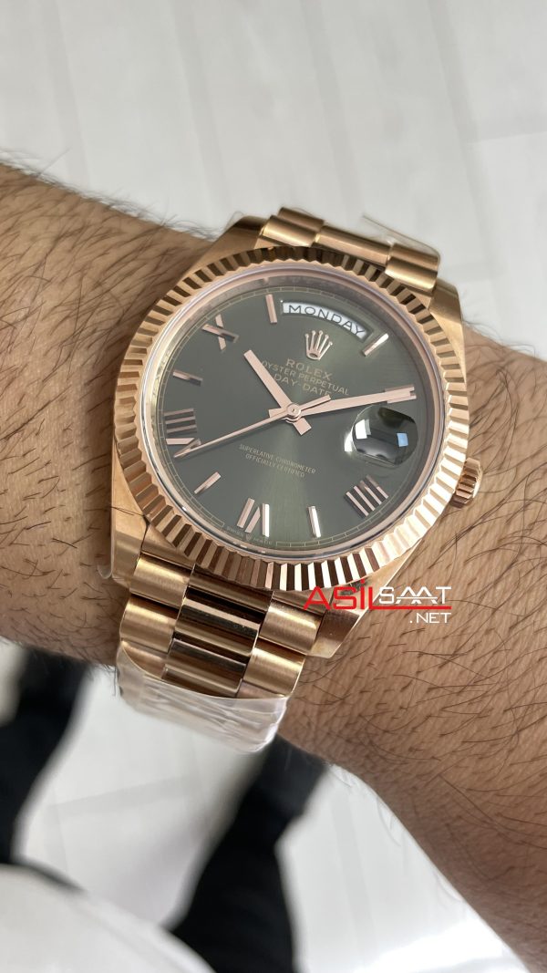 Rolex Day Date Yeşil 228235 Olive Green 40mm Rosegold Super Clone Swiss ETA Saat AR Factory