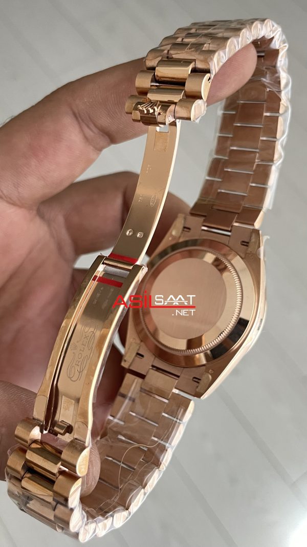 Rolex Day Date Yeşil 228235 Olive Green 40mm Rosegold Super Clone Swiss ETA Saat AR Factory