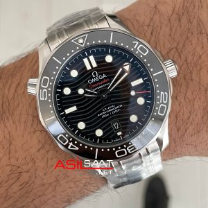 Omega Seamaster Diver 300M Siyah Kadran 42mm Super Clone Swiss ETA Saat VS Factory