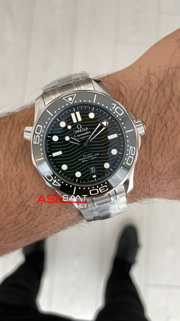 Omega Seamaster Diver 300M Yeşil Kadran 42mm Super Clone Swiss ETA Saat VS Factory Omega Seamaster Diver 300M Yeşil Kadran 42mm Super Clone Swiss ETA Saat VS Factory