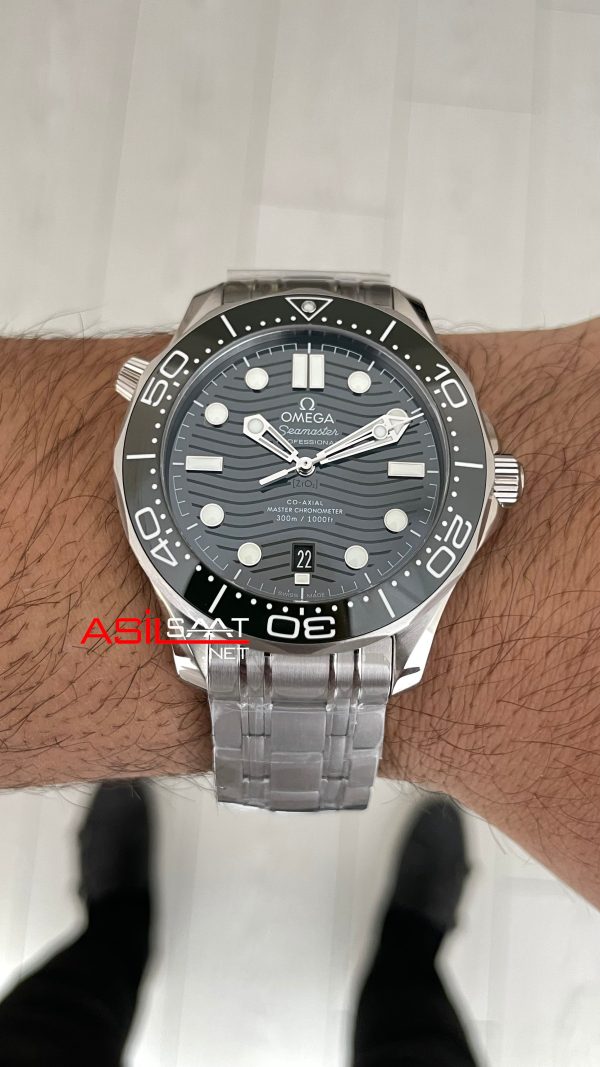 Omega Seamaster Diver 300M Yeşil Kadran 42mm Super Clone Swiss ETA Saat VS Factory Omega Seamaster Diver 300M Yeşil Kadran 42mm Super Clone Swiss ETA Saat VS Factory
