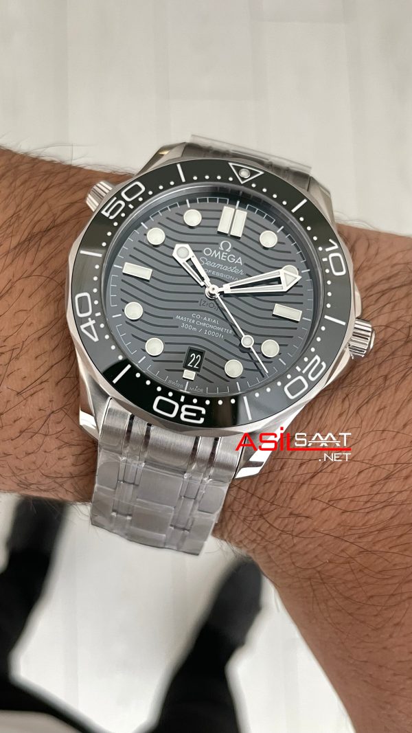 Omega Seamaster Diver 300M Yeşil Kadran 42mm Super Clone Swiss ETA Saat VS Factory Omega Seamaster Diver 300M Yeşil Kadran 42mm Super Clone Swiss ETA Saat VS Factory