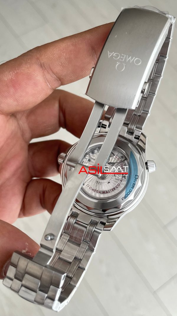 Omega Seamaster Diver 300M Yeşil Kadran 42mm Super Clone Swiss ETA Saat VS Factory Omega Seamaster Diver 300M Yeşil Kadran 42mm Super Clone Swiss ETA Saat VS Factory