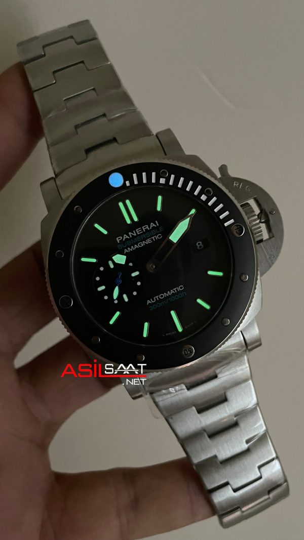 Panerai Submersible 1950 3 Days Amagnetic Titanium PAM01389 Siyah 47mm Replika Saat