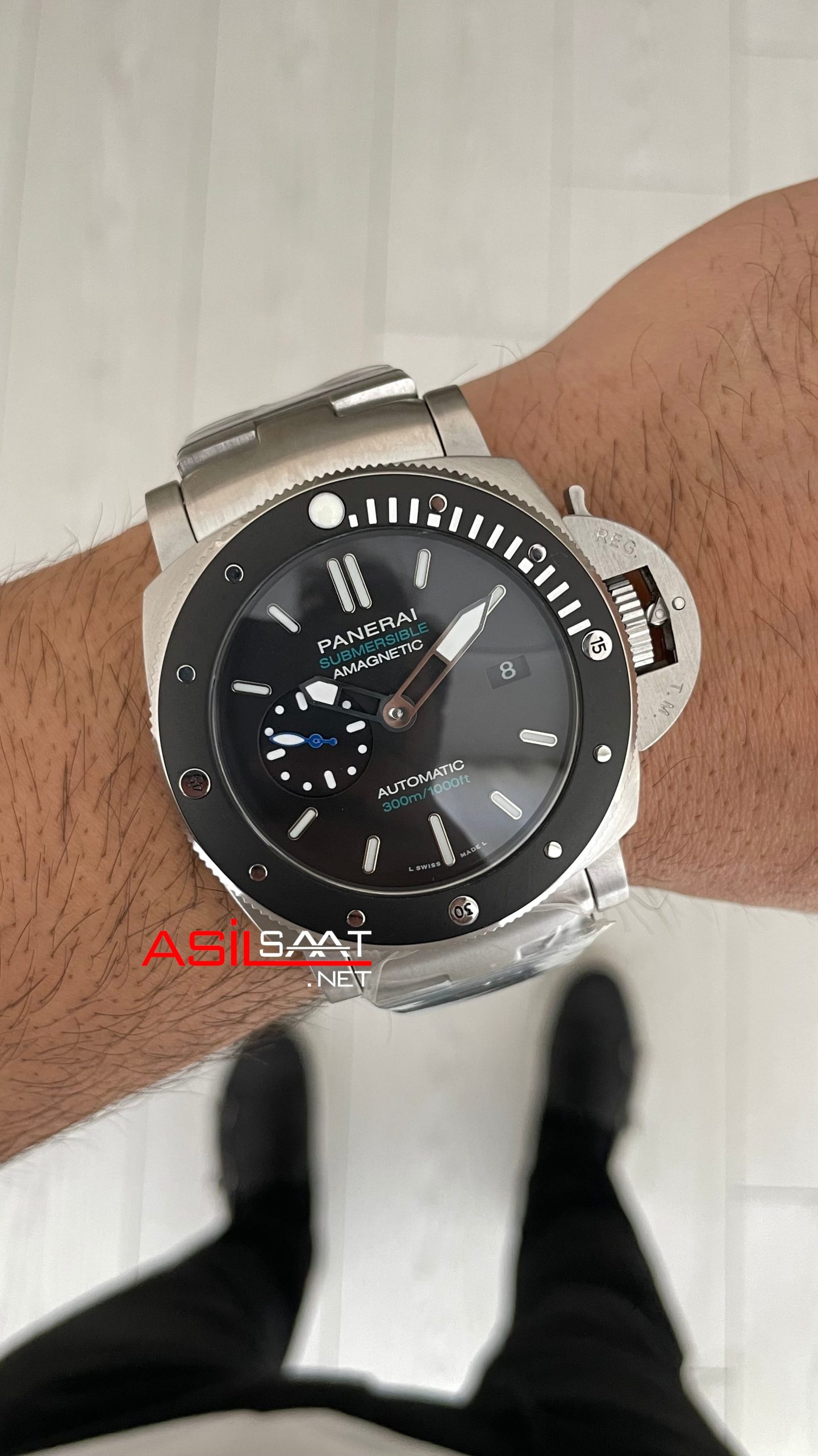 Panerai Submersible 1950 3 Days Amagnetic Titanium PAM01389 Siyah 47mm Replika Saat