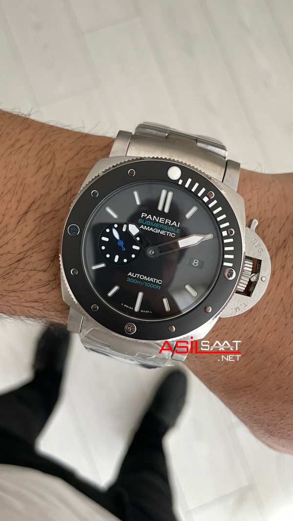 Panerai Submersible 1950 3 Days Amagnetic Titanium PAM01389 Siyah 47mm Replika Saat