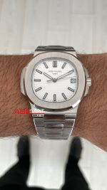 Patek Philippe Nautilus 5711 Beyaz Kadran 40mm Swiss ETA Saat