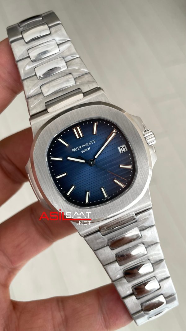 Patek Philippe Nautilus 5711 Mavi Kadran 40mm Swiss ETA Saat Patek Philippe Nautilus 5711 Mavi Kadran 40mm Swiss ETA Saat