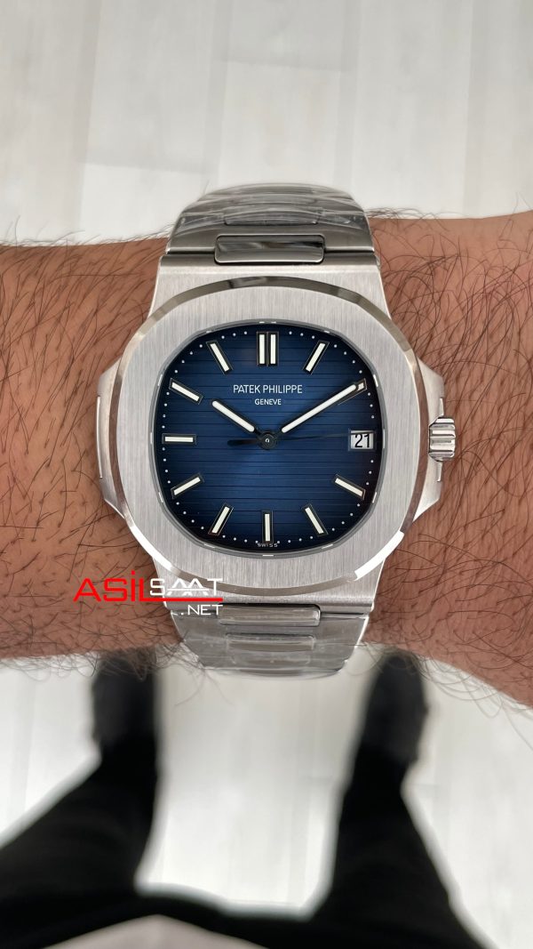 Patek Philippe Nautilus 5711 Mavi Kadran 40mm Swiss ETA Saat Patek Philippe Nautilus 5711 Mavi Kadran 40mm Swiss ETA Saat