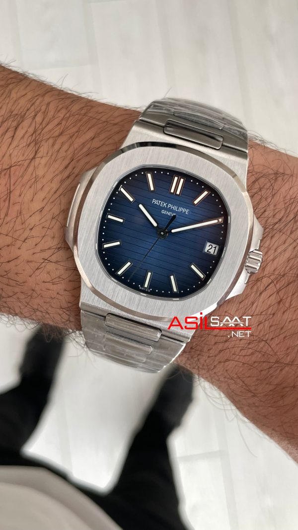 Patek Philippe Nautilus 5711 Mavi Kadran 40mm Swiss ETA Saat Patek Philippe Nautilus 5711 Mavi Kadran 40mm Swiss ETA Saat