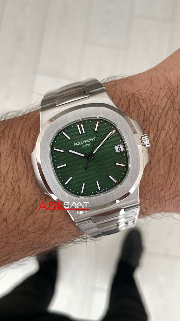 Patek Philippe Nautilus 5711 Yeşil Kadran 40mm Super Clone Swiss ETA Saat 3K Factory