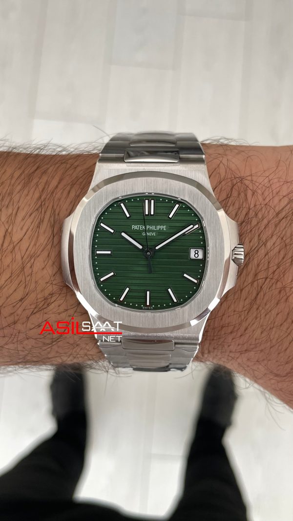 Patek Philippe Nautilus 5711 Yeşil Kadran 40mm Super Clone Swiss ETA Saat 3K Factory