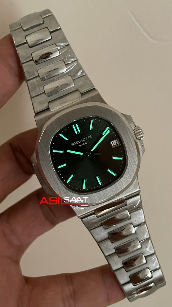 Patek Philippe Nautilus 5711 Yeşil Kadran 40mm Swiss ETA Saat