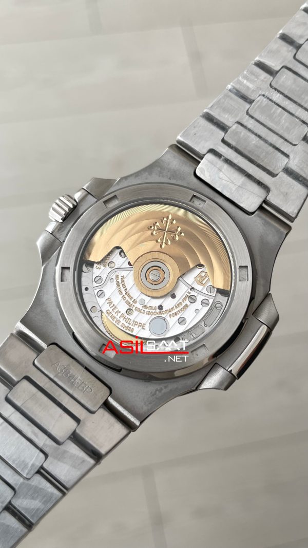 Patek Philippe Nautilus 5711 Yeşil Kadran 40mm Swiss ETA Saat
