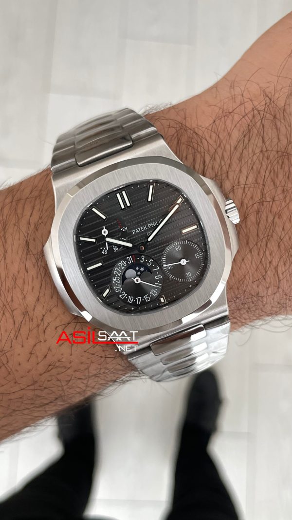 Patek Philippe Nautilus 5712 Moonphase Power Reserve Gri Kadran 40mm Super Clone Swiss ETA Saat GR Factory Patek Philippe Nautilus 5712 Moonphase Power Reserve Gri Kadran 40mm Super Clone Swiss ETA Saat GR Factory