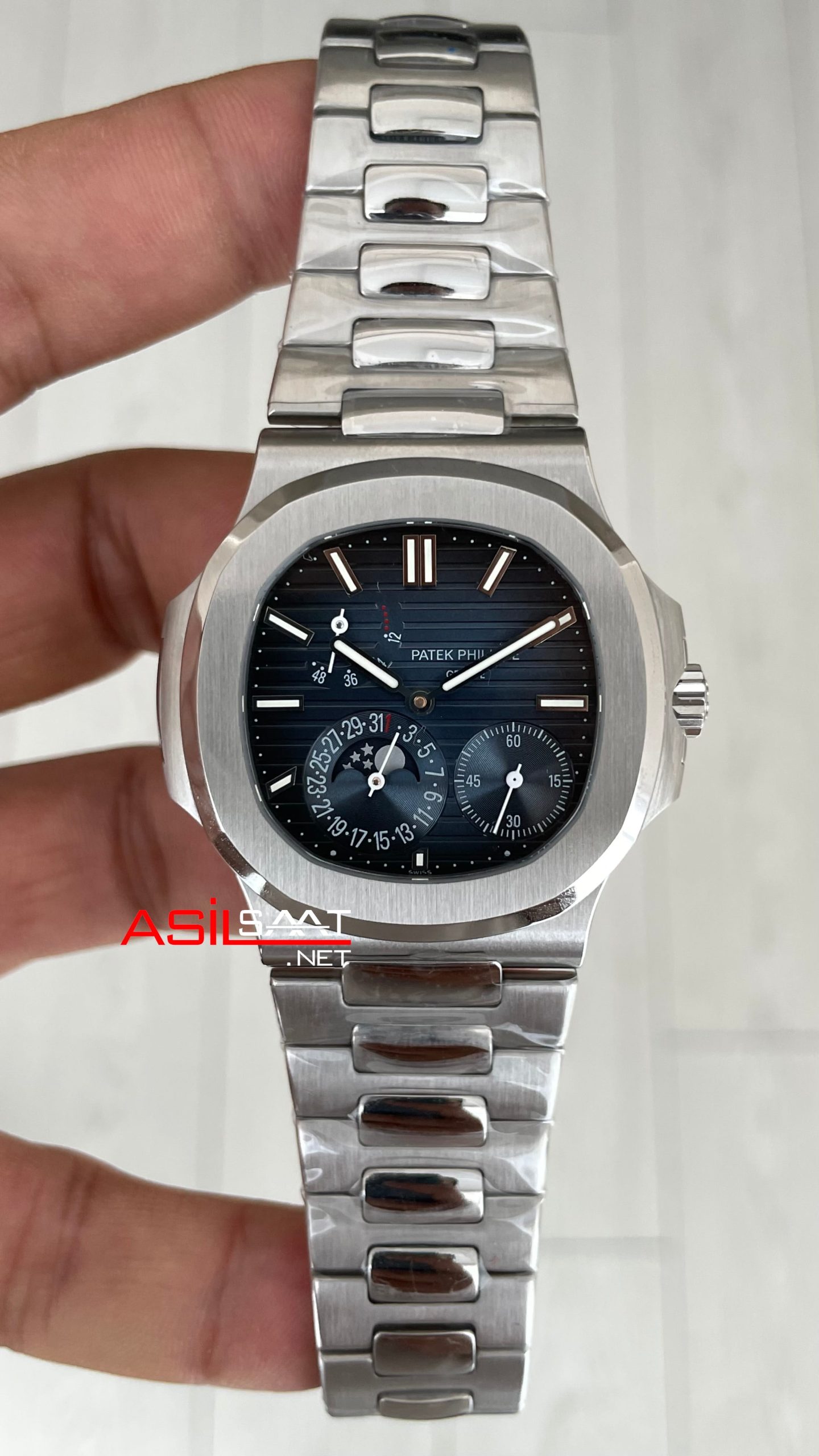 Patek Philippe Nautilus 5712 Moonphase Power Reserve Mavi Kadran 40mm Super Clone Swiss ETA Saat GR Factory Patek Philippe Nautilus 5712 Moonphase Power Reserve Mavi Kadran 40mm Super Clone Swiss ETA Saat GR Factory