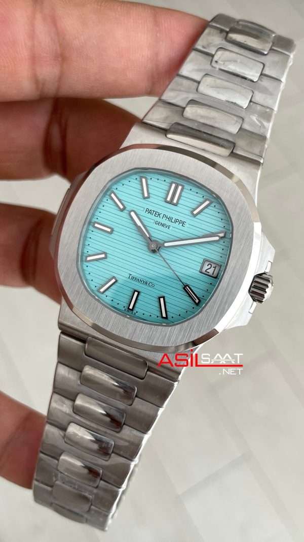 Patek Philippe Nautilus Tiffany 5711 Turkuaz Kadran 40mm Swiss ETA Saat Patek Philippe Nautilus Tiffany 5711 Turkuaz Kadran 40mm Swiss ETA Saat