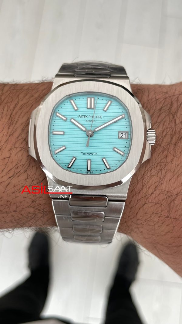 Patek Philippe Nautilus Tiffany 5711 Turkuaz Kadran 40mm Swiss ETA Saat Patek Philippe Nautilus Tiffany 5711 Turkuaz Kadran 40mm Swiss ETA Saat