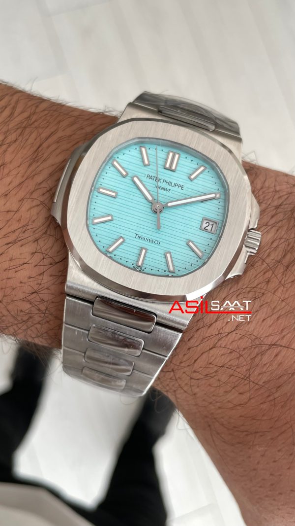 Patek Philippe Nautilus Tiffany 5711 Turkuaz Kadran 40mm Swiss ETA Saat Patek Philippe Nautilus Tiffany 5711 Turkuaz Kadran 40mm Swiss ETA Saat
