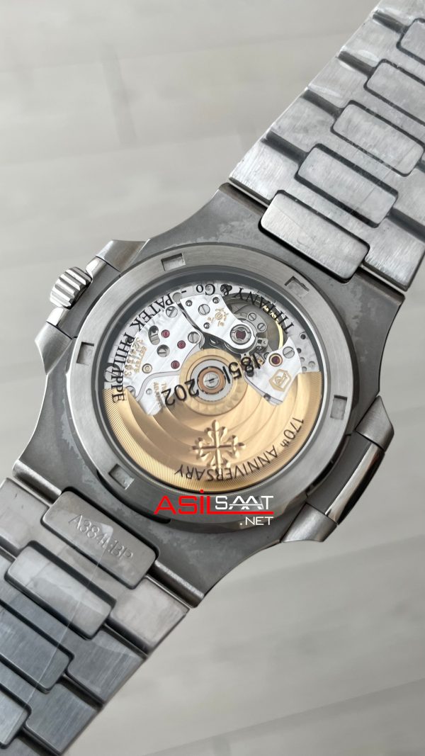 Patek Philippe Nautilus Tiffany 5711 Turkuaz Kadran 40mm Swiss ETA Saat Patek Philippe Nautilus Tiffany 5711 Turkuaz Kadran 40mm Swiss ETA Saat