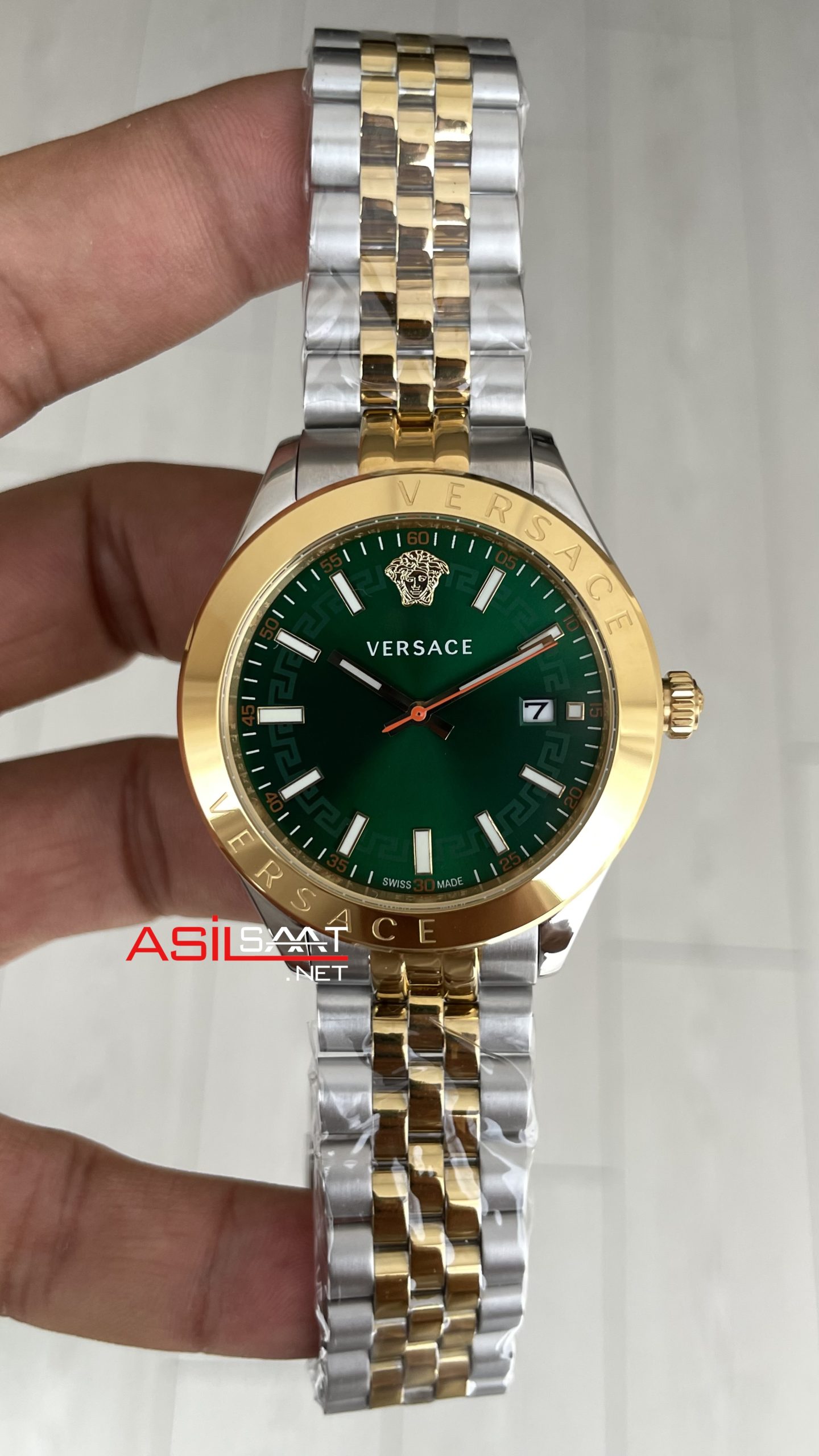 Versace Hellenyium Yeşil 42mm Two Tone Gold Versace Hellenyium Yeşil 42mm Two Tone Gold
