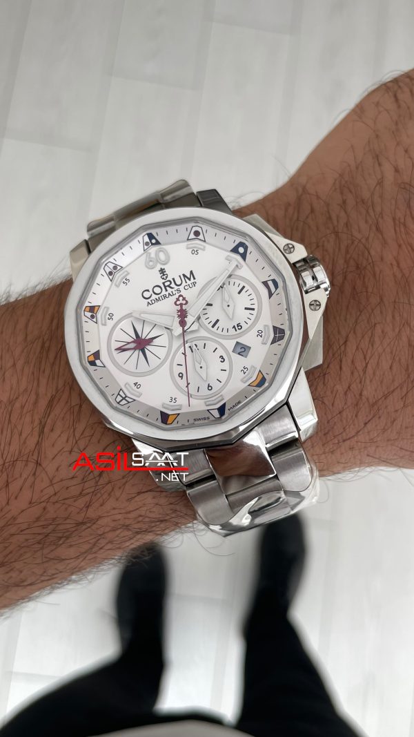 Corum Admiral's Cup Challenger 44mm Beyaz Kadran 7750 Swiss ETA Saat Corum Admiral's Cup Challenger 44mm Beyaz Kadran 7750 Swiss ETA Saat