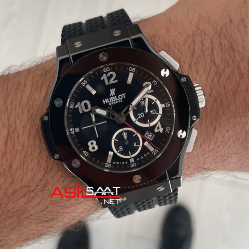 Hublot Big Bang Magic Ceramic 44mm Black 301.CM.130.RX Swiss ETA Saat