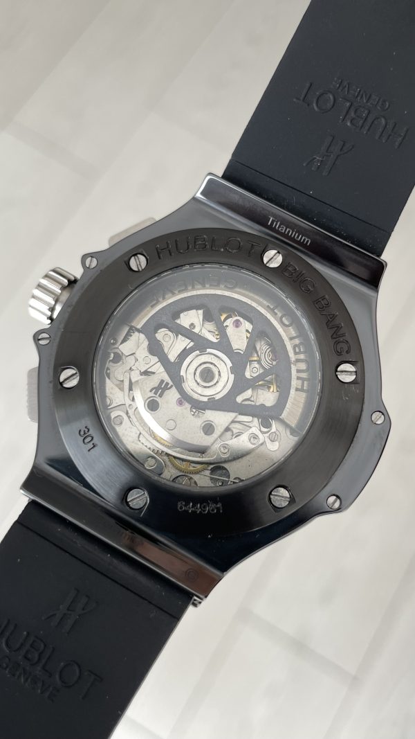 Hublot Big Bang Magic Ceramic 44mm Black 301.CM.130.RX Swiss ETA Saat