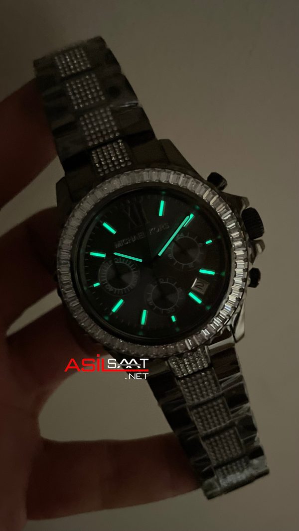 Michael Kors Everest MK6974 Taşlı Bezel 42mm Siyah Kadın Kol Saati Michael Kors Everest MK6974 Taşlı Bezel 42mm Siyah Kadın Kol Saati