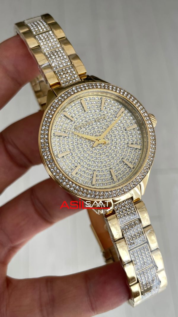 Michael Kors Runway Crystals Gold 37mm Diamond MK3632 Kadın Kol Saati Michael Kors Runway Crystals Gold 37mm Diamond MK3632 Kadın Kol Saati