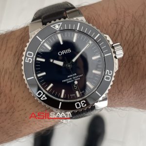 Oris Aquis Date Black 43mm Swiss ETA Saat