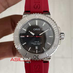 Oris Aquis Date Relief Sunburst Dial Red Rubber 43mm Swiss ETA Saat