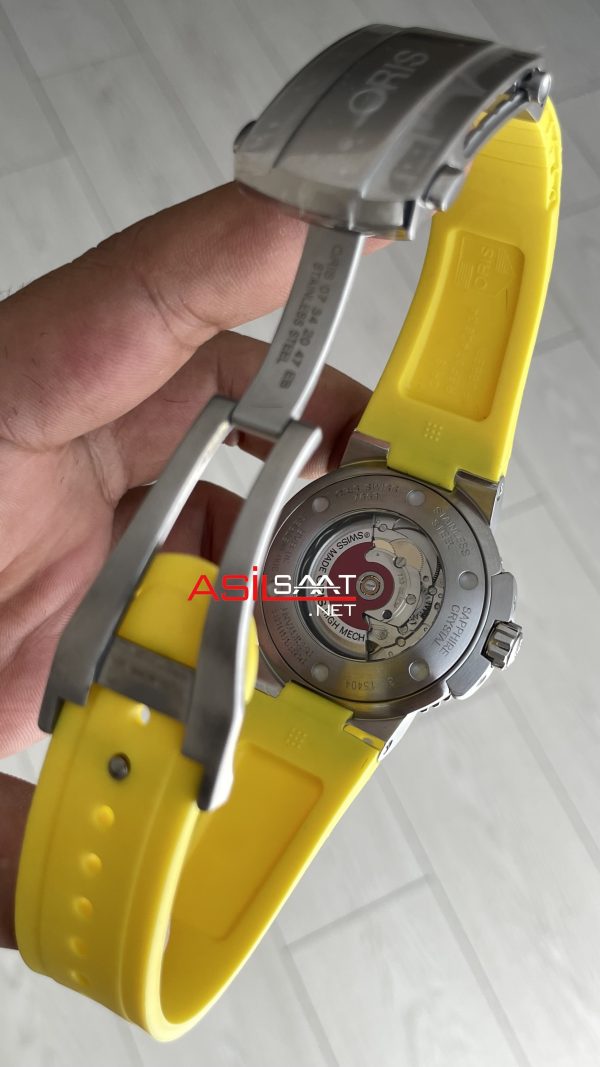 Oris Aquis Date Yellow 43mm Swiss ETA Saat