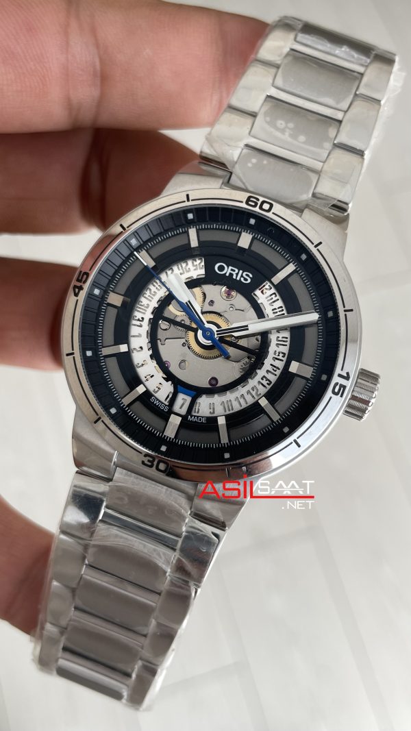Oris TT1 Engine Date Skeleton Siyah Kadran 42mm Swiss ETA Saat