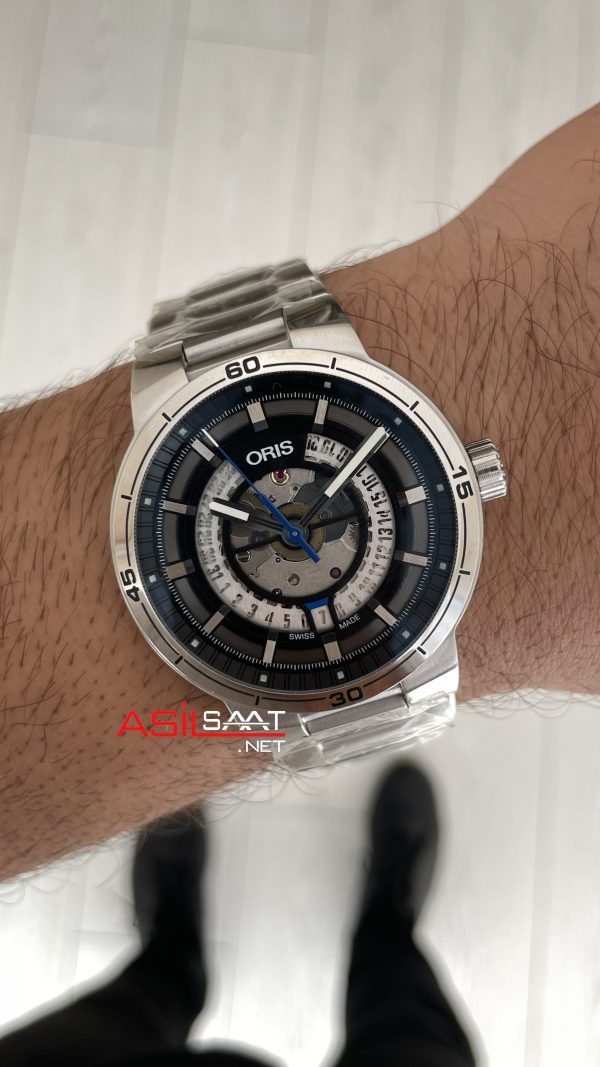 Oris TT1 Engine Date Skeleton Siyah Kadran 42mm Swiss ETA Saat