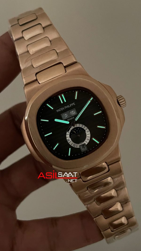 Patek Philippe Nautilus 5726 Annual Calendar Moonphase Rosegold Gri Kadran
