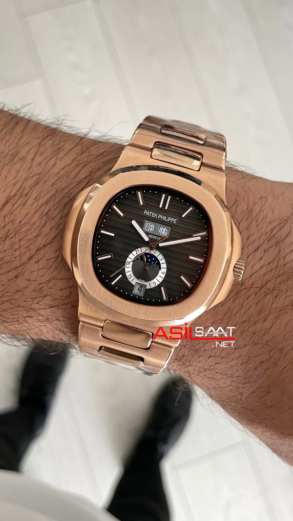 Patek Philippe Nautilus 5726 Annual Calendar Moonphase Rosegold Gri Kadran