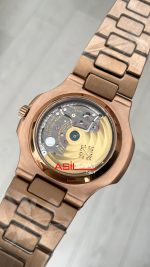 Patek Philippe Nautilus 5726 Annual Calendar Moonphase Rosegold Mavi Kadran