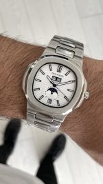 Patek Philippe Nautilus 5726 Annual Calendar Moonphase Silver Beyaz Kadran