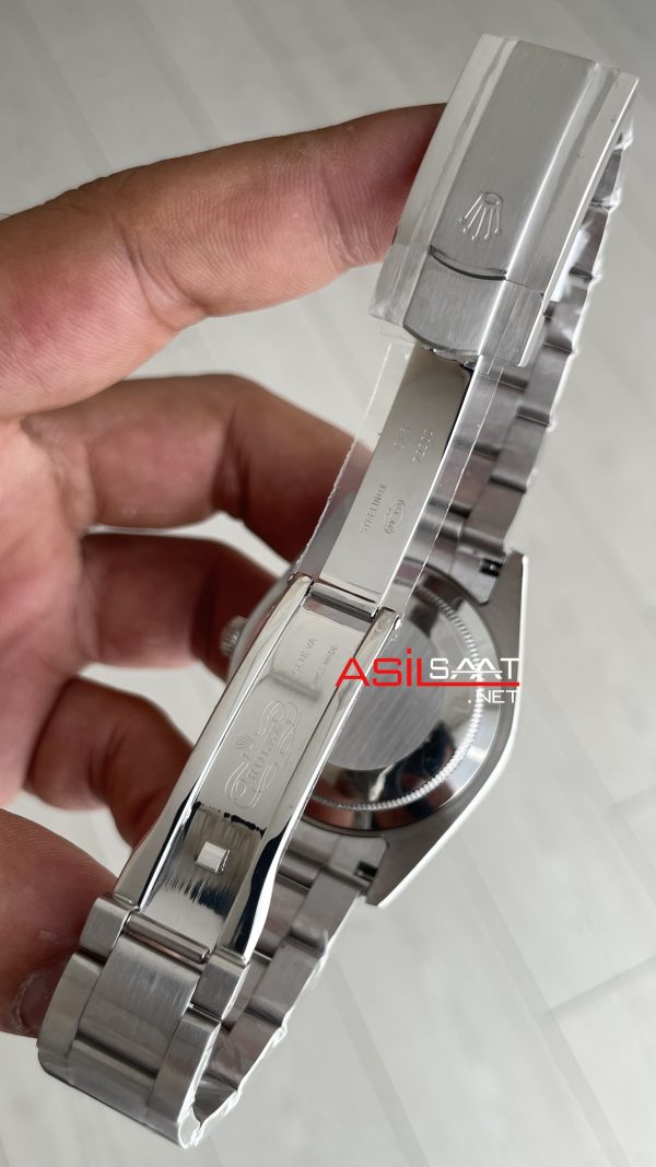 Rolex Oyster Perpetual 134300 Lavander 41mm